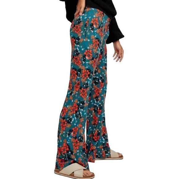 Free People Can't Take My Eyes Off Of You Floral Flare Pants 100% Viscose Size M - Picture 5 of 10